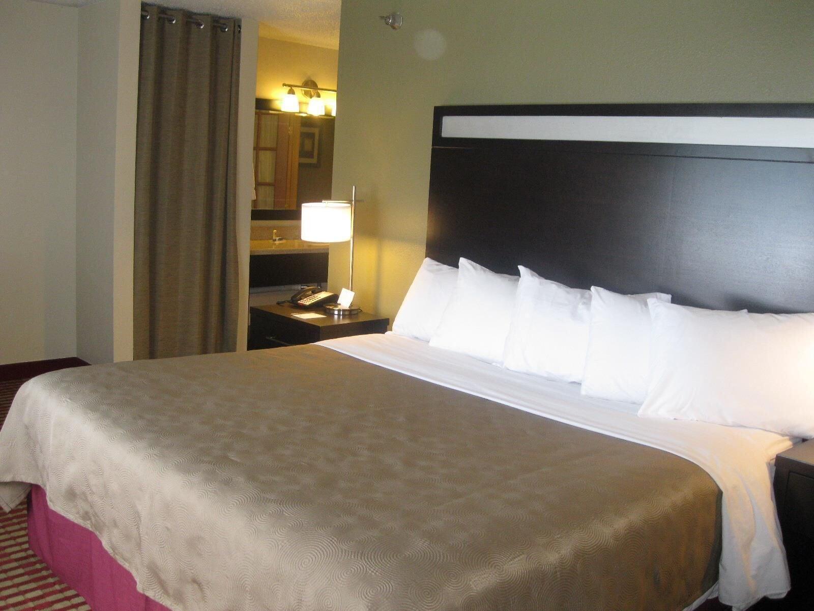Best Western Germantown Inn Екстериор снимка