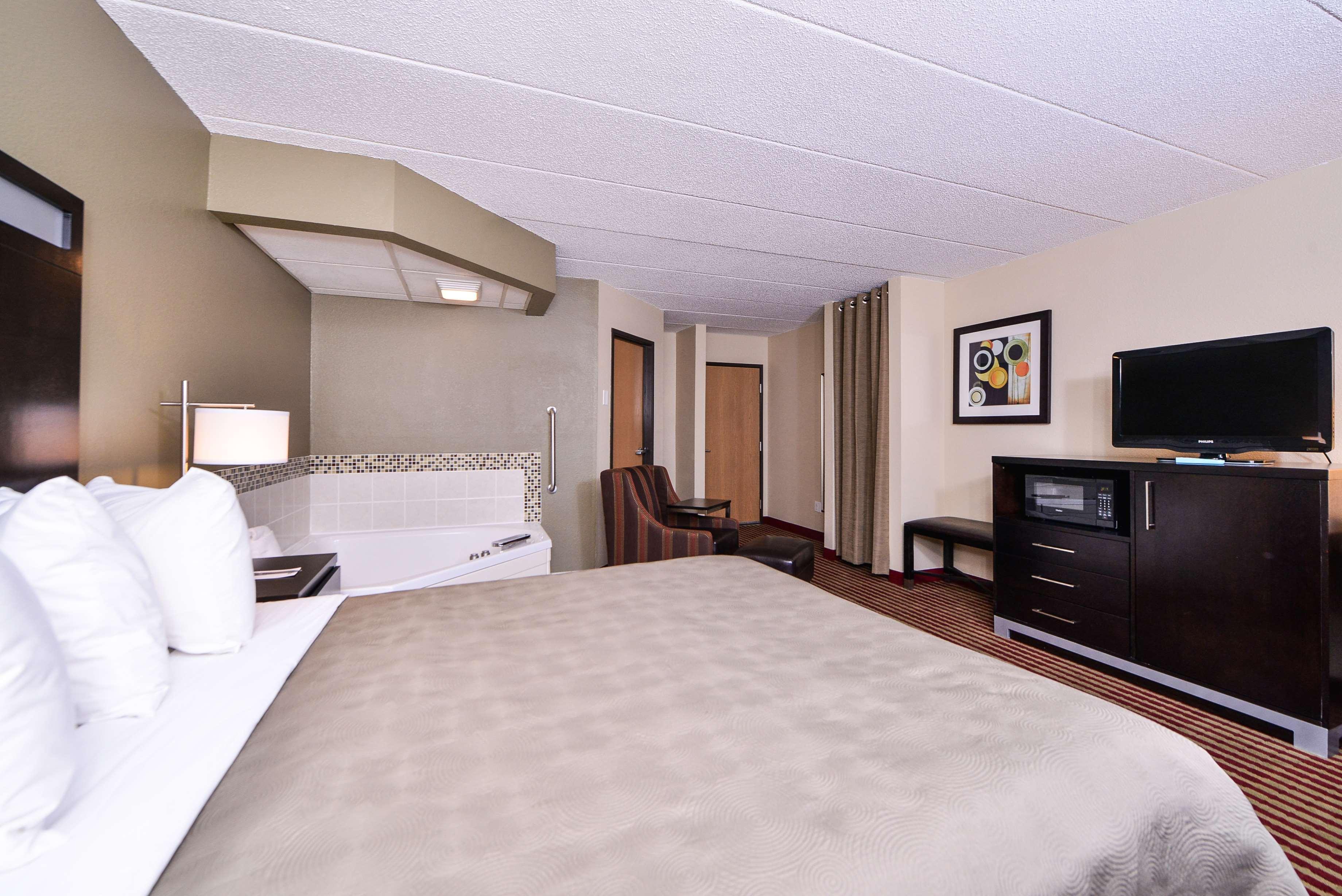 Best Western Germantown Inn Екстериор снимка