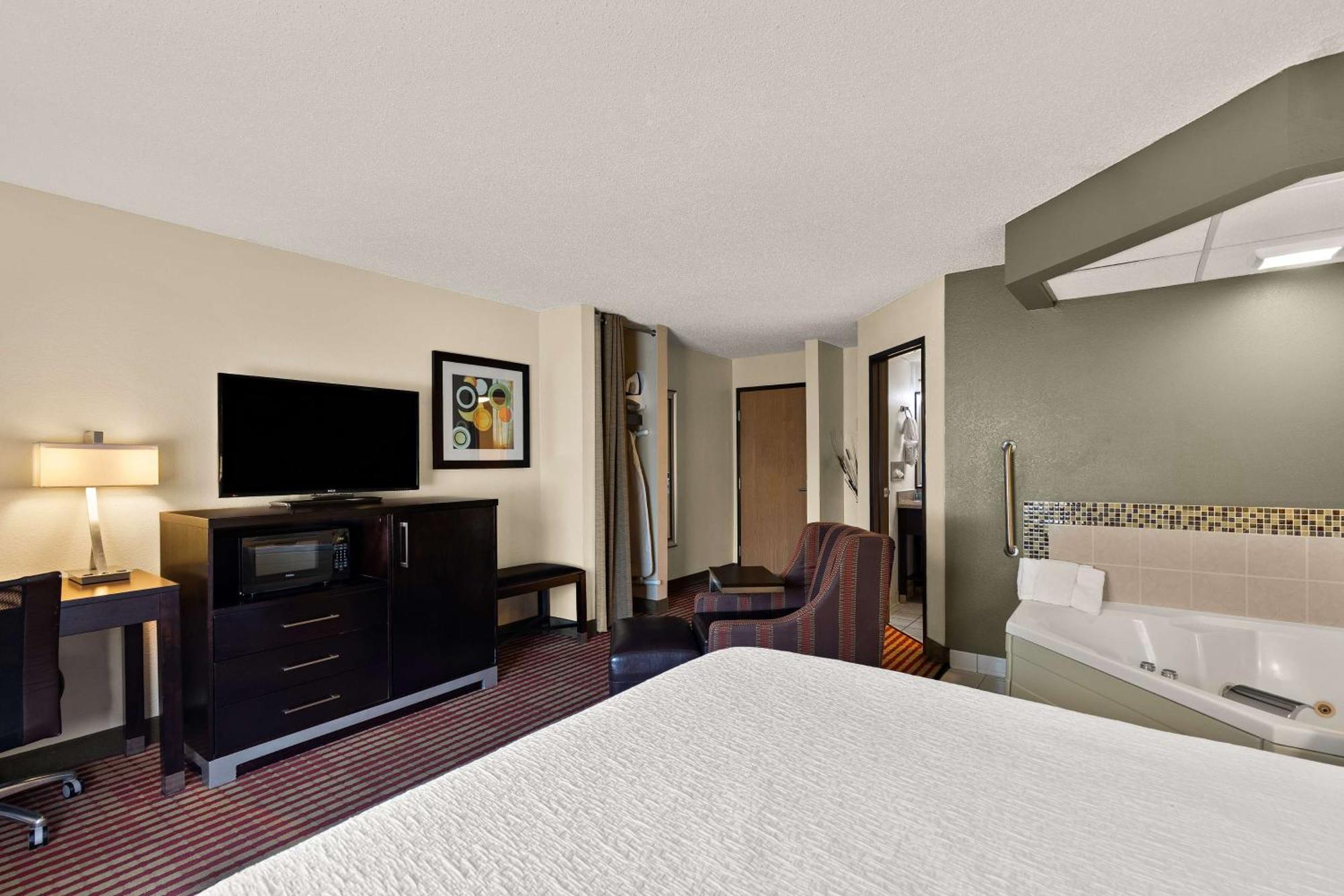 Best Western Germantown Inn Екстериор снимка