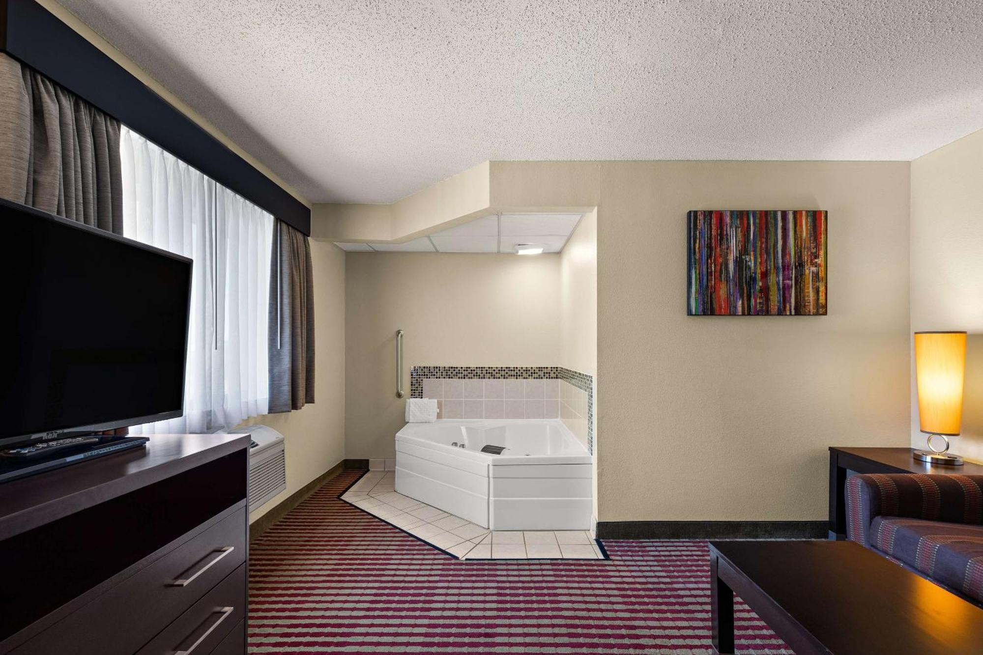 Best Western Germantown Inn Екстериор снимка