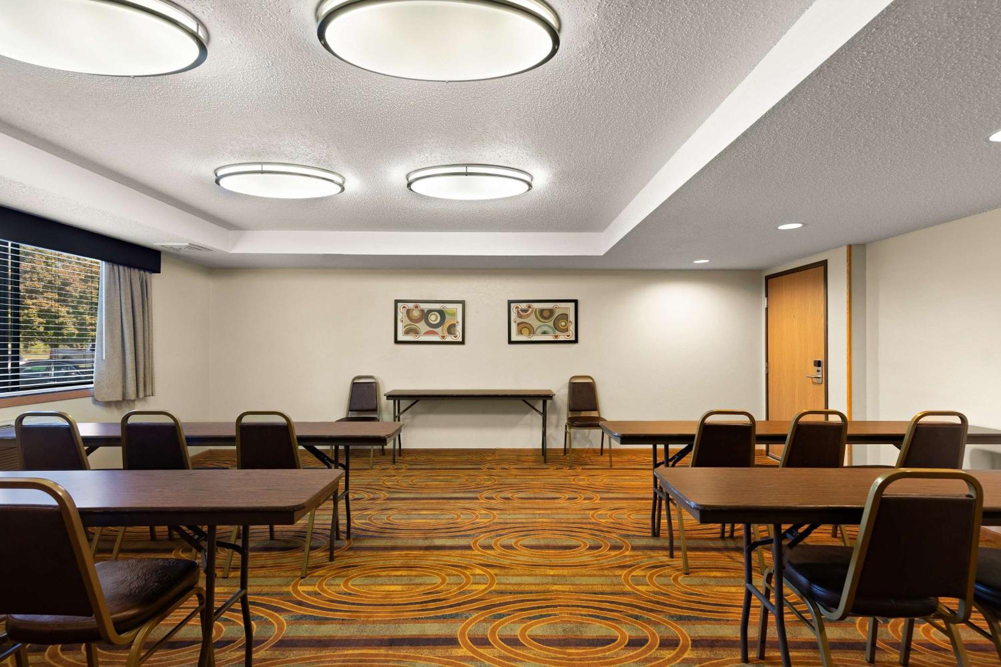 Best Western Germantown Inn Екстериор снимка