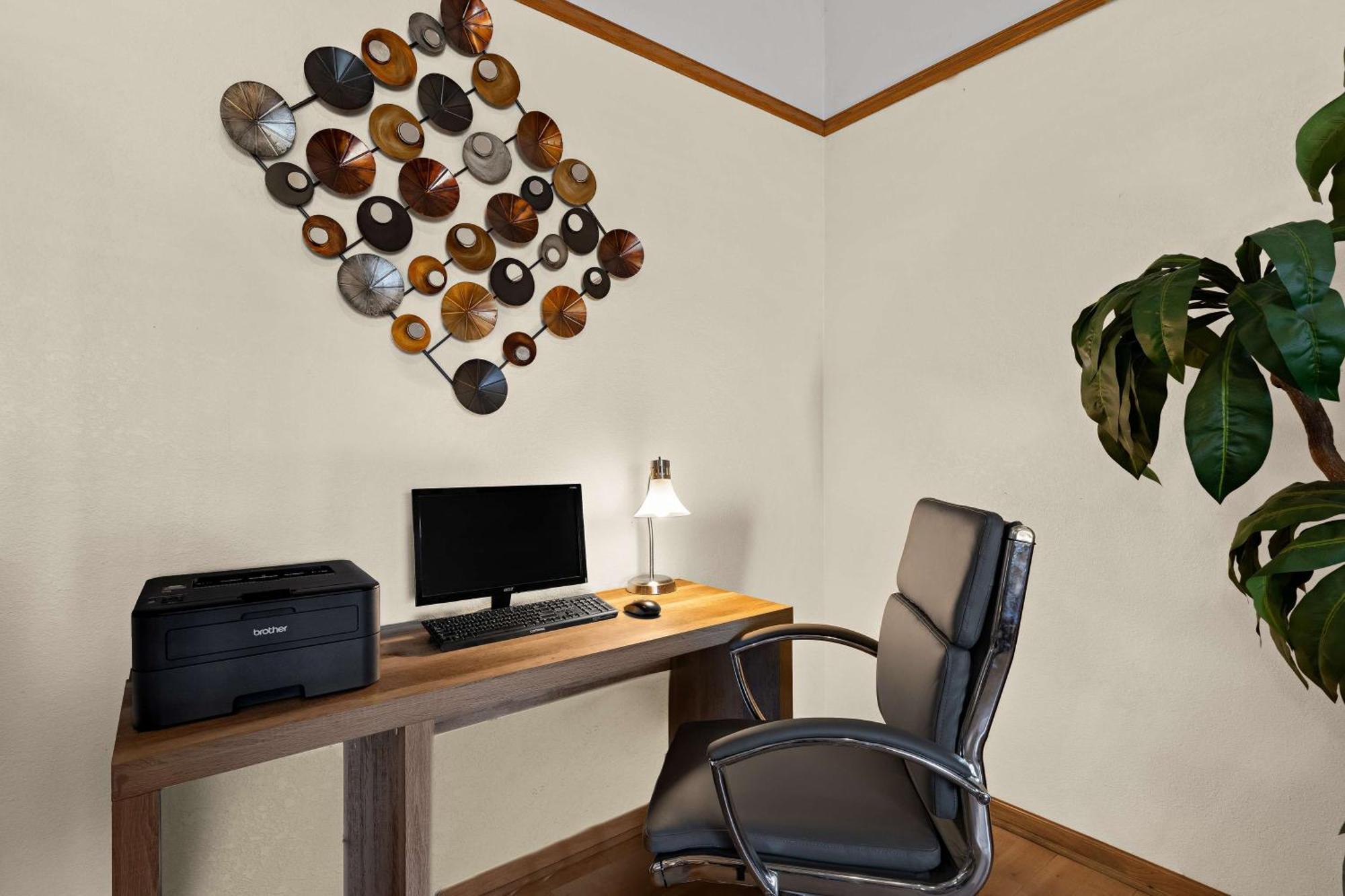 Best Western Germantown Inn Екстериор снимка
