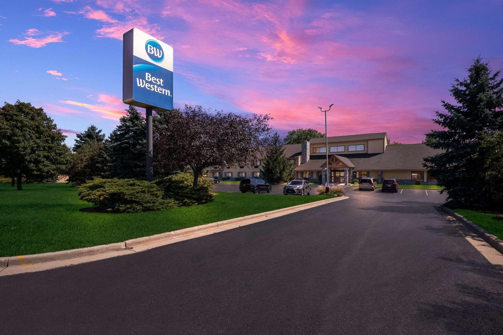 Best Western Germantown Inn Екстериор снимка